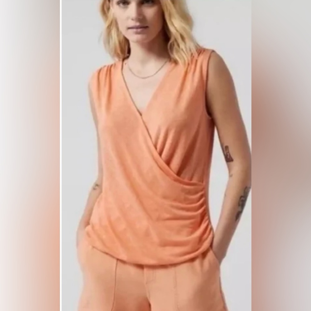 New NWT Athleta Breezy Wrap Tank Top Small Orange